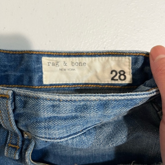Rag & Bone Dre Low Rise Denim Shorts Bishop Women’s Sz 28 Cut-Offs Inseam 3.5” - Picture 4 of 8